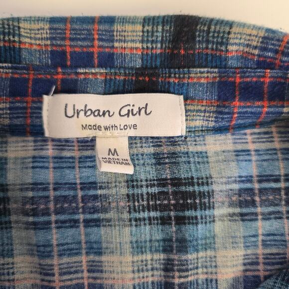 Urban Girl Plaid Roll tab Sleeve Button Down with iron on Patches size Medium - Picture 3 of 11